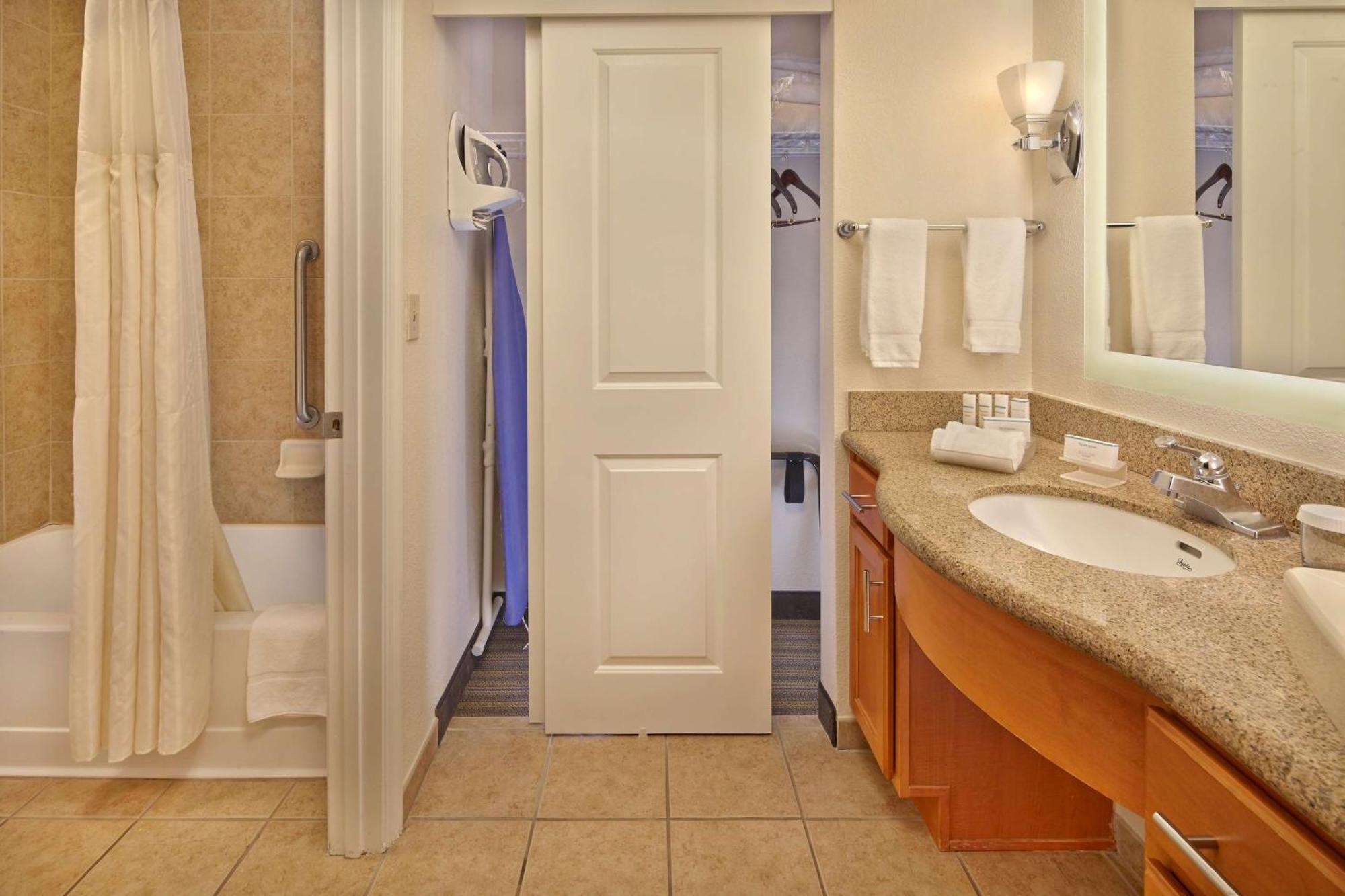 Homewood Suites By Hilton Daytona Beach Speedway-Airport Exteriör bild